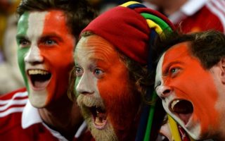 740x462_AFL_fans afl fans